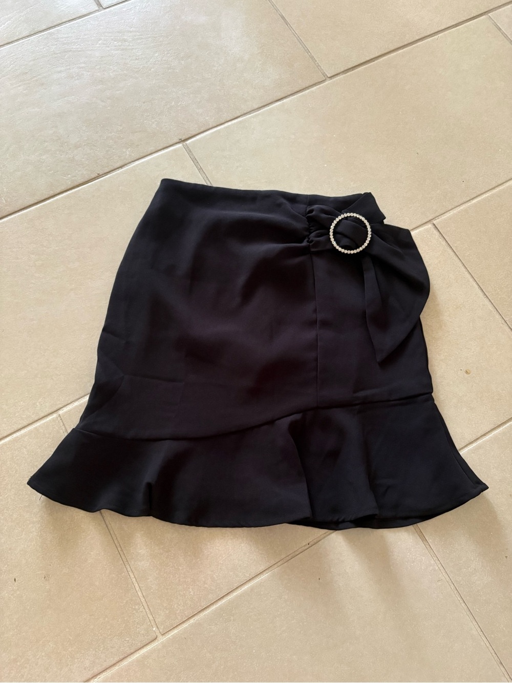 Suncoo Paris Black Mini Skirt Size 0 / XS Rhinestone Buckle Ruffle Hem Freha